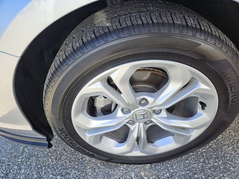 Used 2024 Honda Accord LX image 11