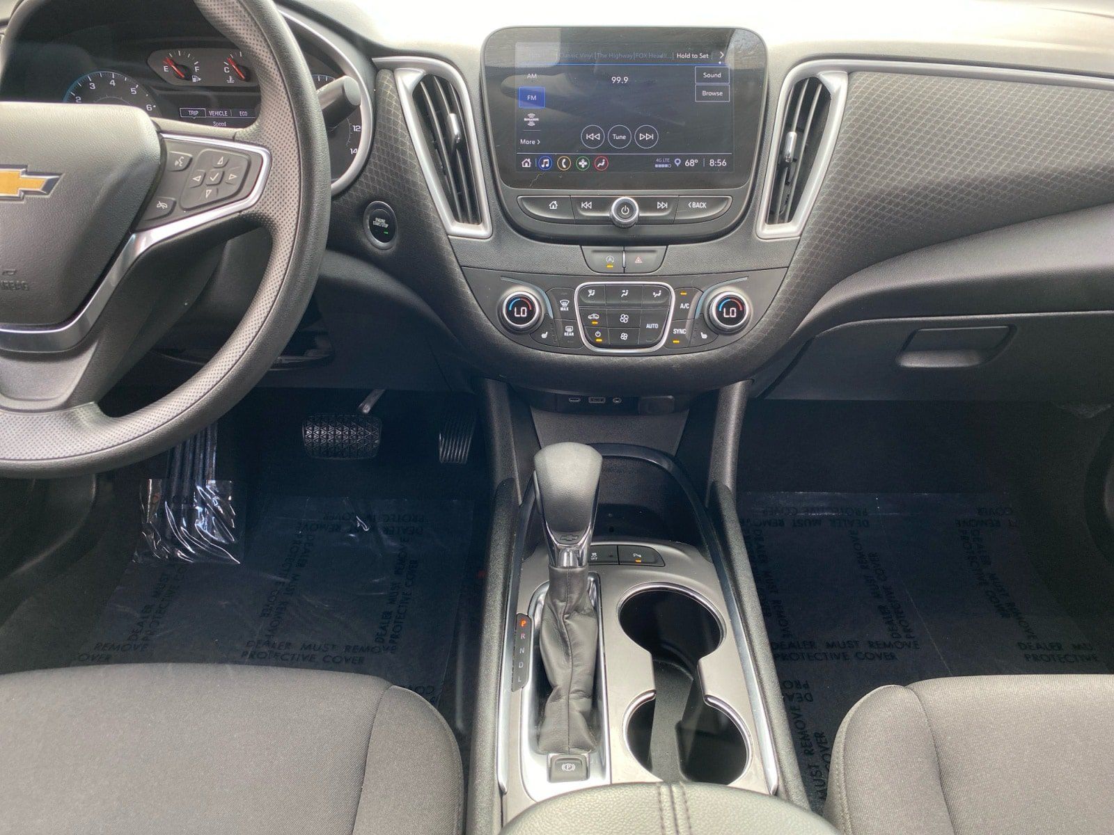 Used 2025 Chevrolet Malibu LT FWD image 11