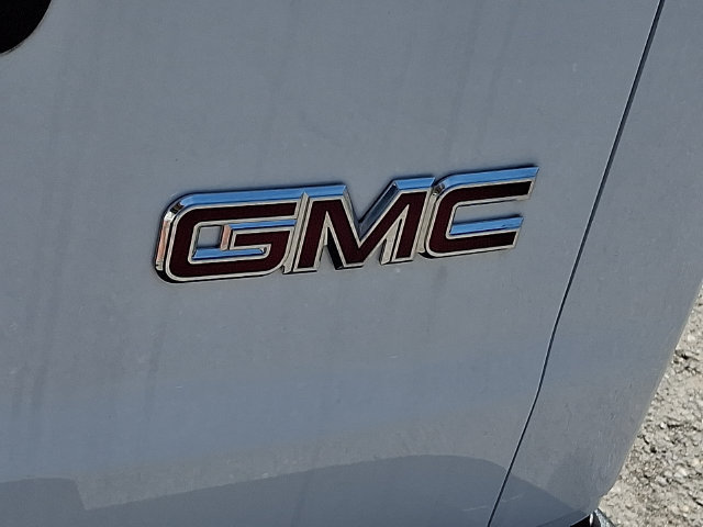 Used 2025 GMC Savana 2500 w/ Driver Convenience Package RWD image 32
