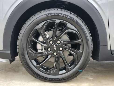 New 2027 Chevrolet Bolt RS FWD image 9