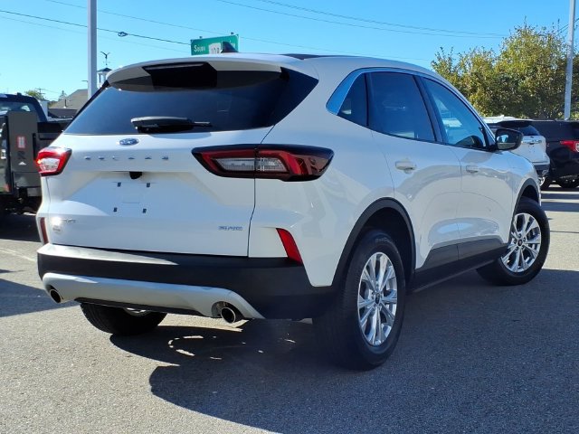 Used 2023 Ford Escape Active AWD/4WD image 5