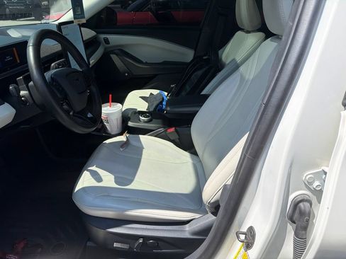 Used 2021 Ford Mustang Mach-E Premium RWD image 7
