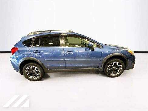 Used 2013 Subaru Crosstrek 2.0i Limited w/ Popular Pkg 1 AWD/4WD image 4