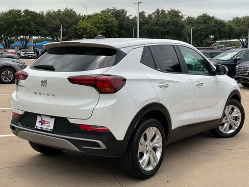 Used 2025 Buick Encore GX Preferred FWD image 4