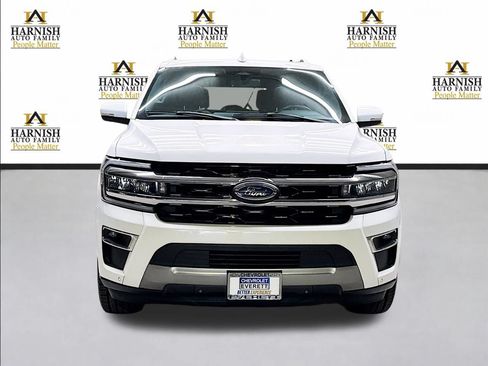 Used 2024 Ford Expedition Max Limited AWD/4WD image 2