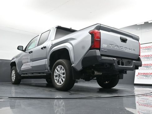 Used 2024 Toyota Tacoma SR w/ SR Upgrade Package image 31