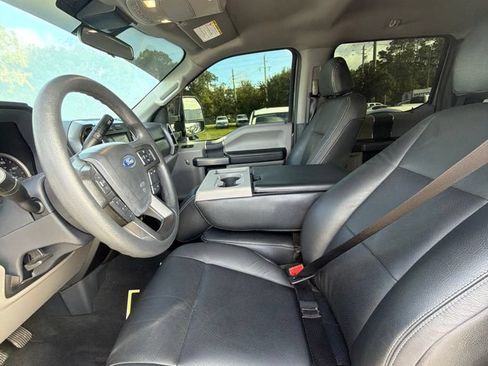 Used 2022 Ford F250 XLT AWD/4WD image 9