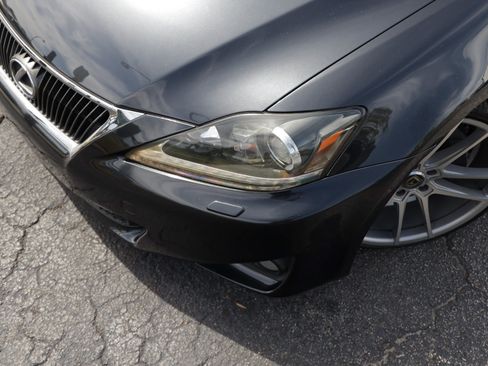 Used 2011 Lexus IS 350 w/ Premium Pkg Value Edition RWD image 23