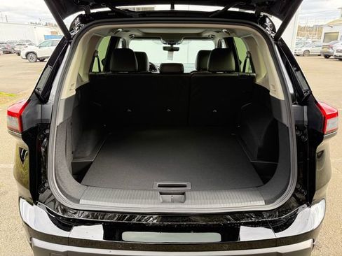 New 2026 Nissan Rogue SV image 12