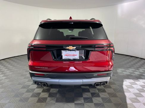 New 2026 Chevrolet Traverse LT FWD image 4