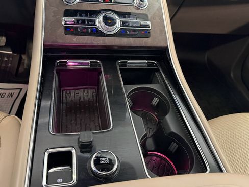 Used 2023 Lincoln Aviator Reserve w/ Equipment Group 201A image 17