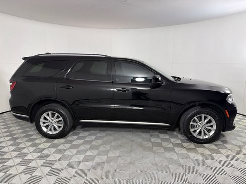 Used 2021 Dodge Durango SXT image 4