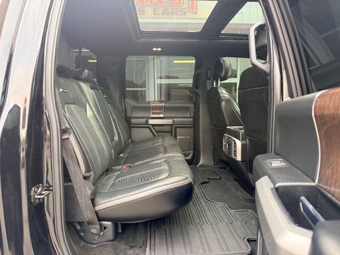 Used 2017 Ford F250 Platinum w/ FX4 Off-Road Package AWD/4WD image 33
