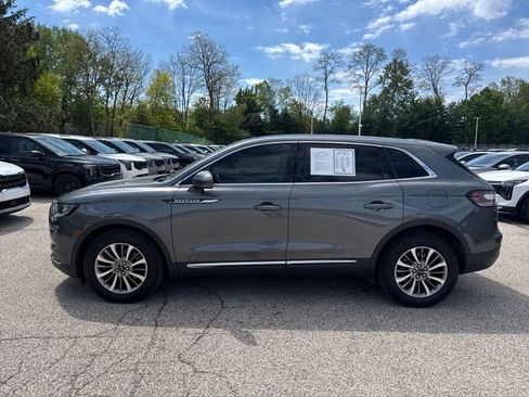 Used 2022 Lincoln Nautilus Reserve AWD/4WD image 8