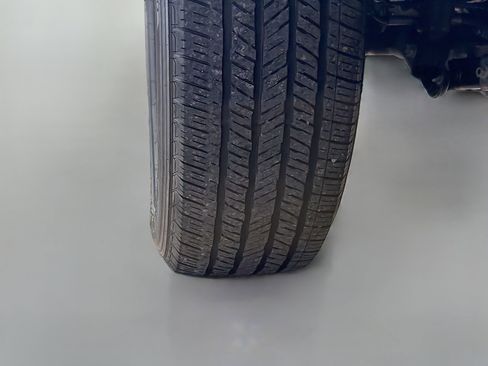 Used 2020 Jeep Wrangler Unlimited Sahara image 42