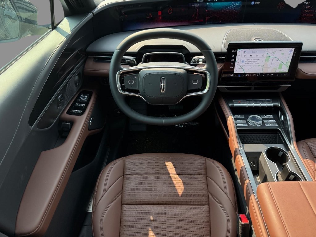 New 2026 Lincoln Nautilus Reserve AWD/4WD image 11