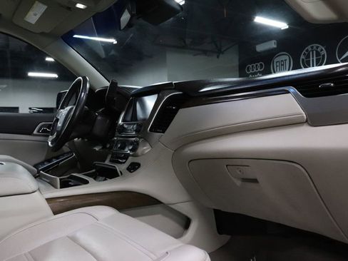 Used 2019 GMC Yukon Denali w/ Denali Ultimate Package image 34