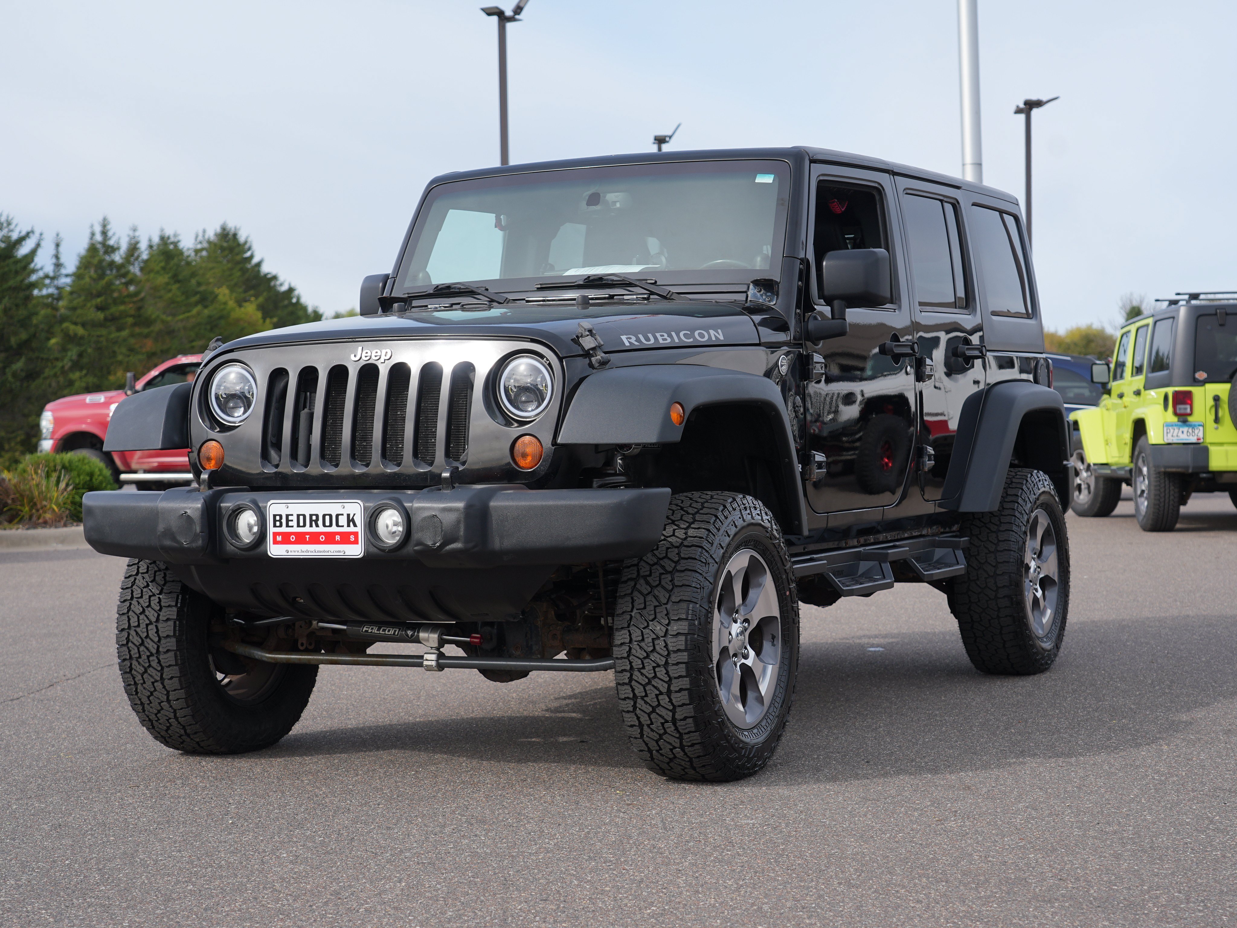 Used 2013 Jeep Wrangler Unlimited Rubicon w/ Dual Top Group AWD/4WD image 7