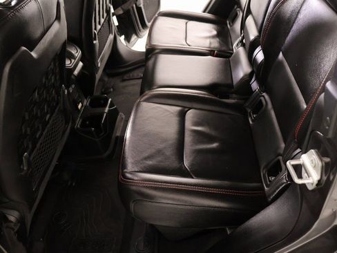 Used 2020 Jeep Gladiator Rubicon image 12