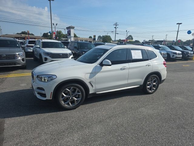 Used 2021 BMW X3 xDrive30e w/ Premium Package AWD/4WD image 8