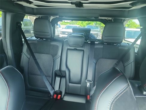 New 2026 Ford Bronco Raptor AWD/4WD image 16