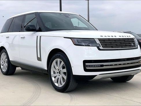 New 2026 Land Rover Range Rover SE AWD/4WD image 2