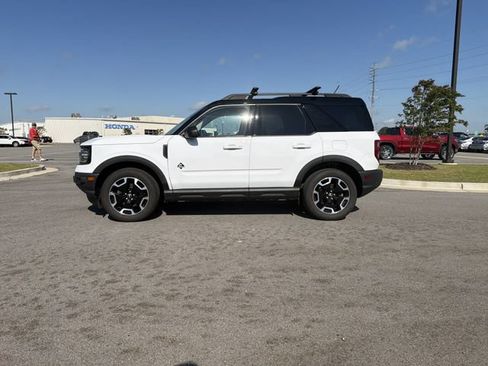 Used 2021 Ford Bronco Sport Outer Banks AWD/4WD image 2