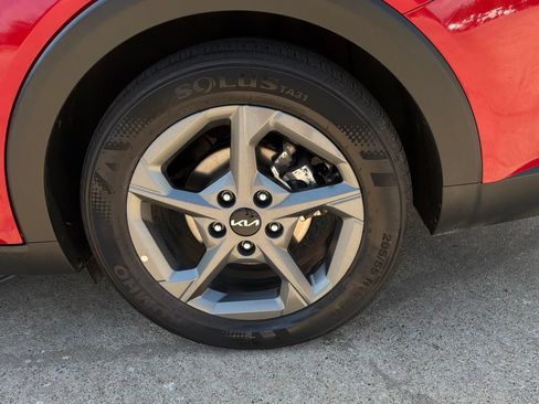 Used 2025 Kia K4 FWD image 9