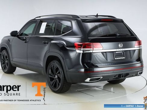 Used 2023 Volkswagen Atlas SE w/ Panoramic Sunroof Package FWD image 7