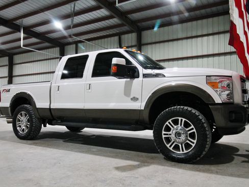 Used 2016 Ford F250 King Ranch w/ FX4 Off-Road Package image 15