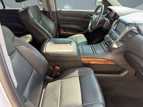 Used 2016 Chevrolet Suburban LTZ RWD image 26