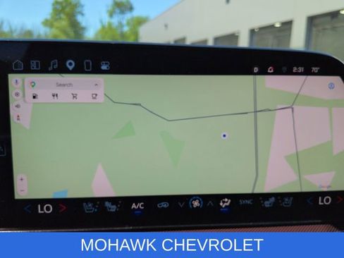 Used 2024 Chevrolet Traverse RS AWD/4WD image 15
