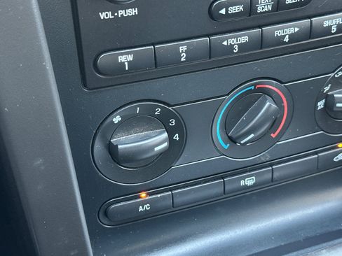 Used 2007 Ford Mustang GT Premium RWD image 27
