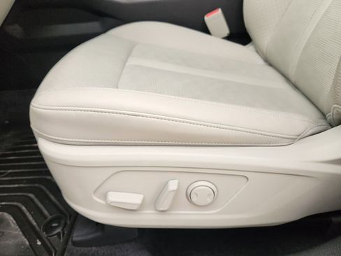 New 2026 Kia Sorento EX w/ EX Premium Package FWD image 18