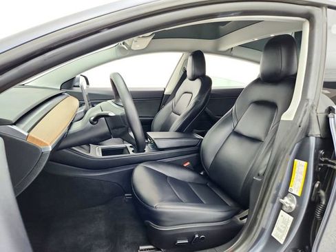 Used 2021 Tesla Model 3 Long Range image 18