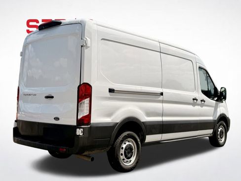 Used 2023 Ford Transit 250 Medium Roof image 7
