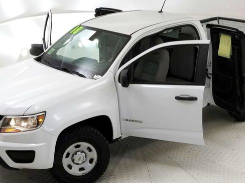 Used 2018 Chevrolet Colorado W/T w/ WT Convenience Package AWD/4WD image 24
