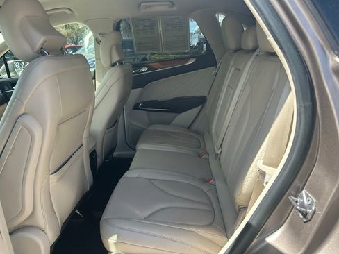 Used 2019 Lincoln MKC Select w/ Select Plus Package image 41