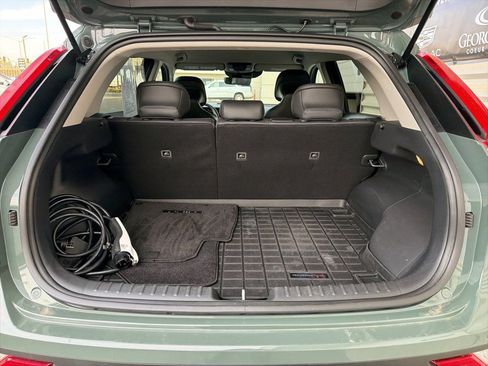 Used 2023 Kia Niro EX w/ EX Cold Weather Package FWD image 15