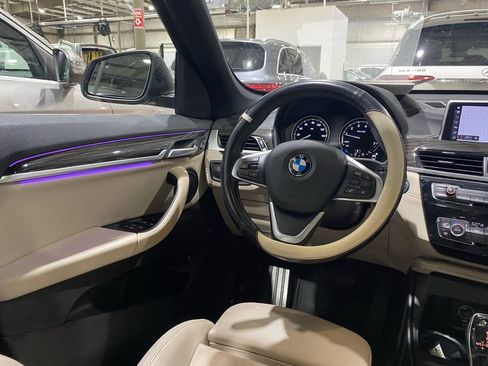 Used 2020 BMW X1 sDrive28i w/ Convenience Package FWD image 3