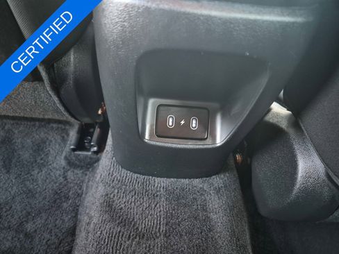 Used 2025 Hyundai Elantra SEL image 23