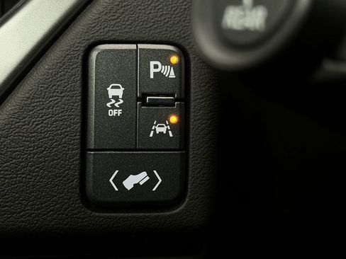 Used 2017 Chevrolet Tahoe LT image 14