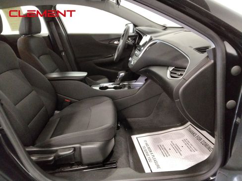 Used 2024 Chevrolet Malibu LT image 41