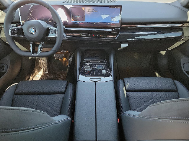 Certified 2026 BMW 530i xDrive w/ M Sport Package AWD/4WD image 13