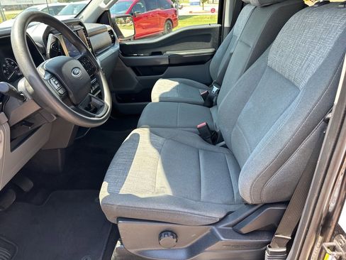 Used 2022 Ford F150 XLT w/ Trailer Tow Package image 7