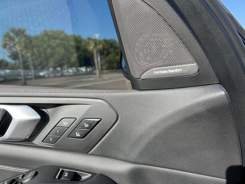 Used 2021 BMW X5 xDrive45e w/ M Sport Package image 39