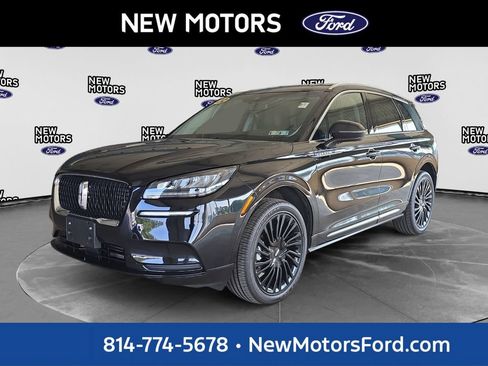 Used 2022 Lincoln Corsair Reserve w/ Luxury Package AWD/4WD image 1
