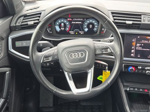 Used 2022 Audi Q3 2.0T Premium Plus image 17