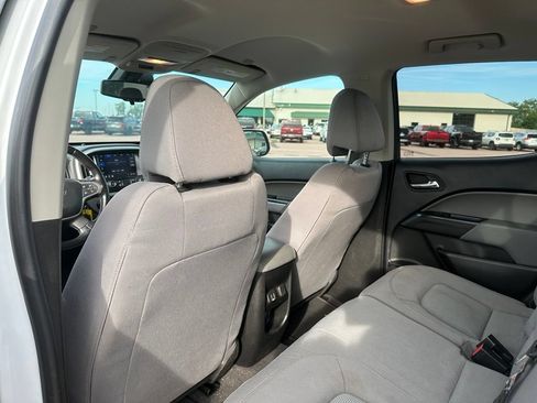 Used 2020 Chevrolet Colorado LT w/ Safety Package AWD/4WD image 23