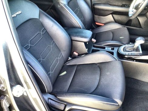 Used 2024 Kia Forte GT-Line image 29